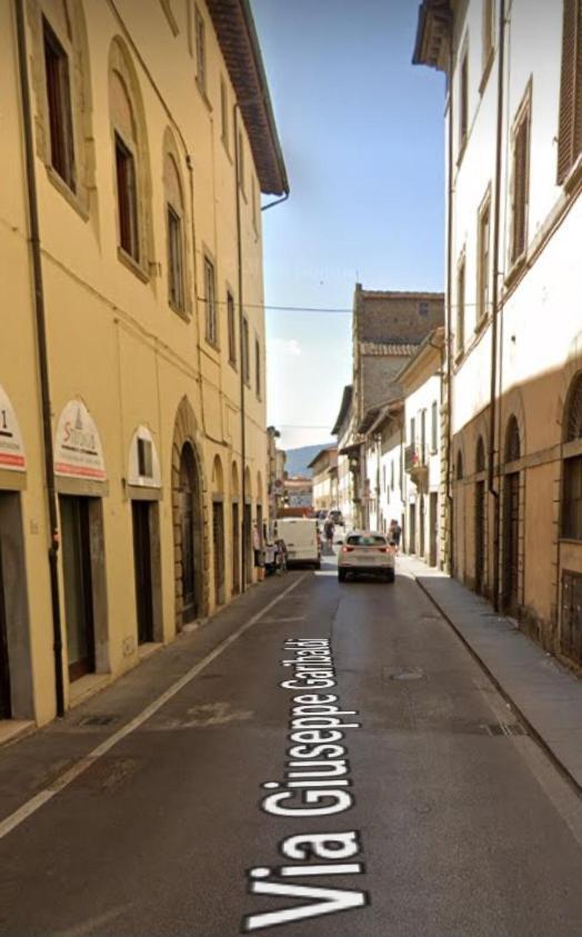 Piccolo Garibaldi Appartamento Arezzo Exteriör bild