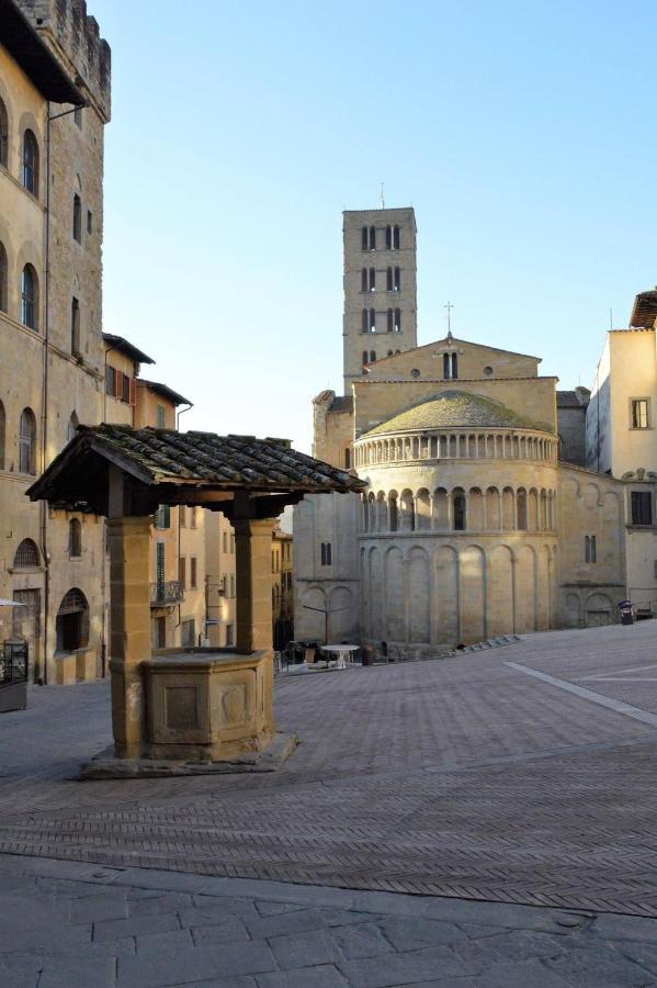 Piccolo Garibaldi Appartamento Arezzo Exteriör bild